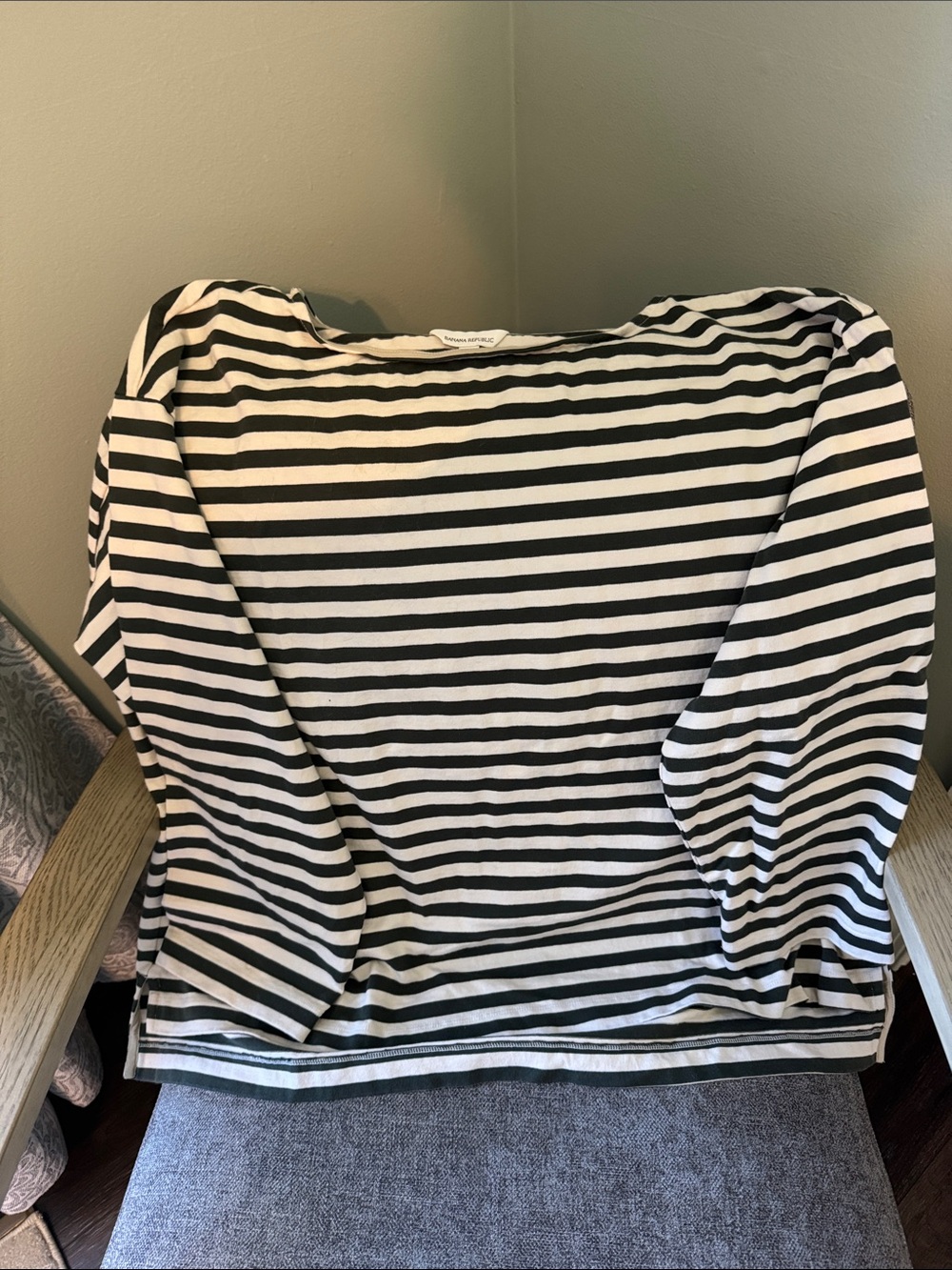 Banana Republic Olive and Cream Striped 3/4 Length Sleeves Boxy Tee